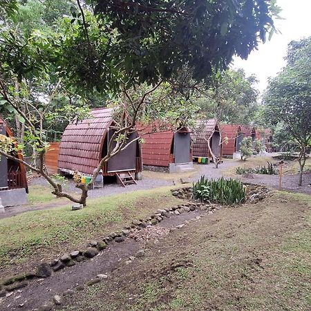 The Allabun Glamping Yogyakarta カリウラン エクステリア 写真
