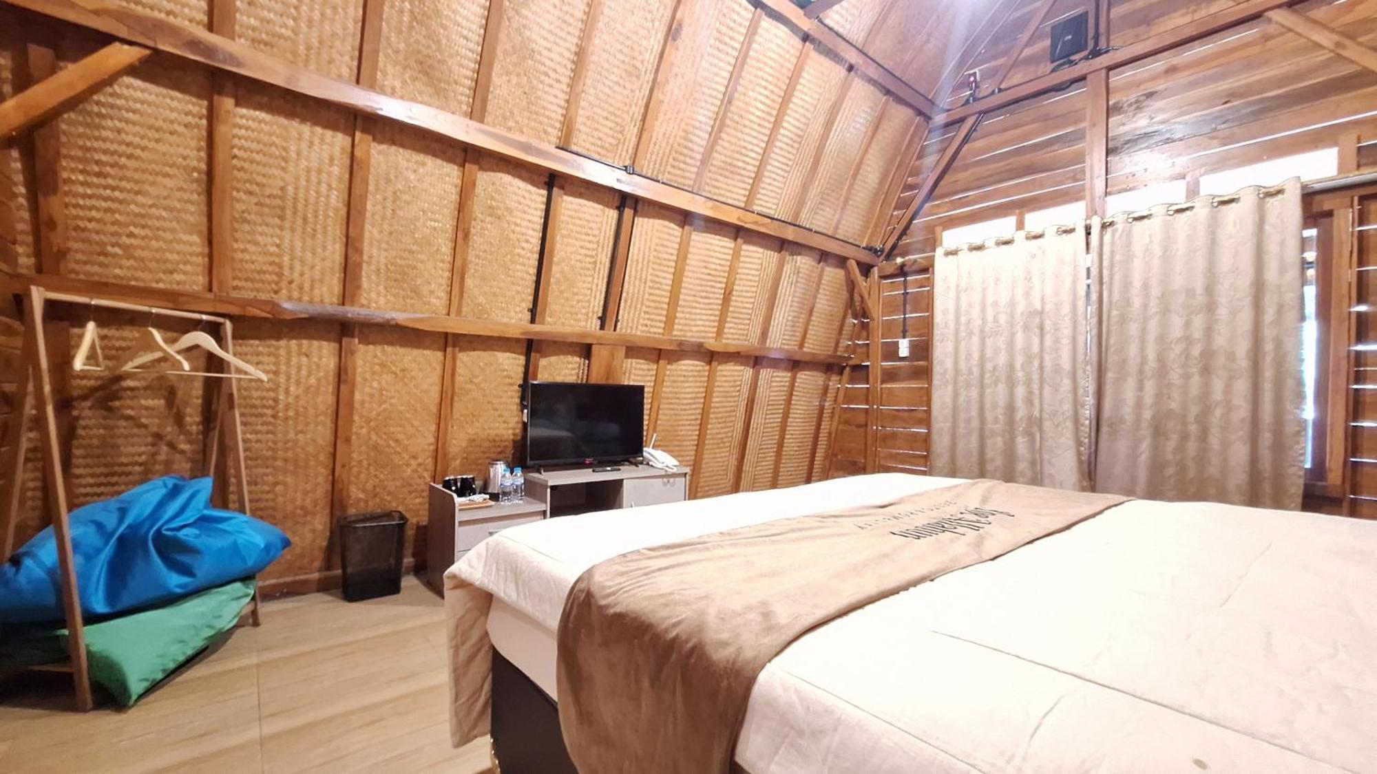 The Allabun Glamping Yogyakarta カリウラン エクステリア 写真