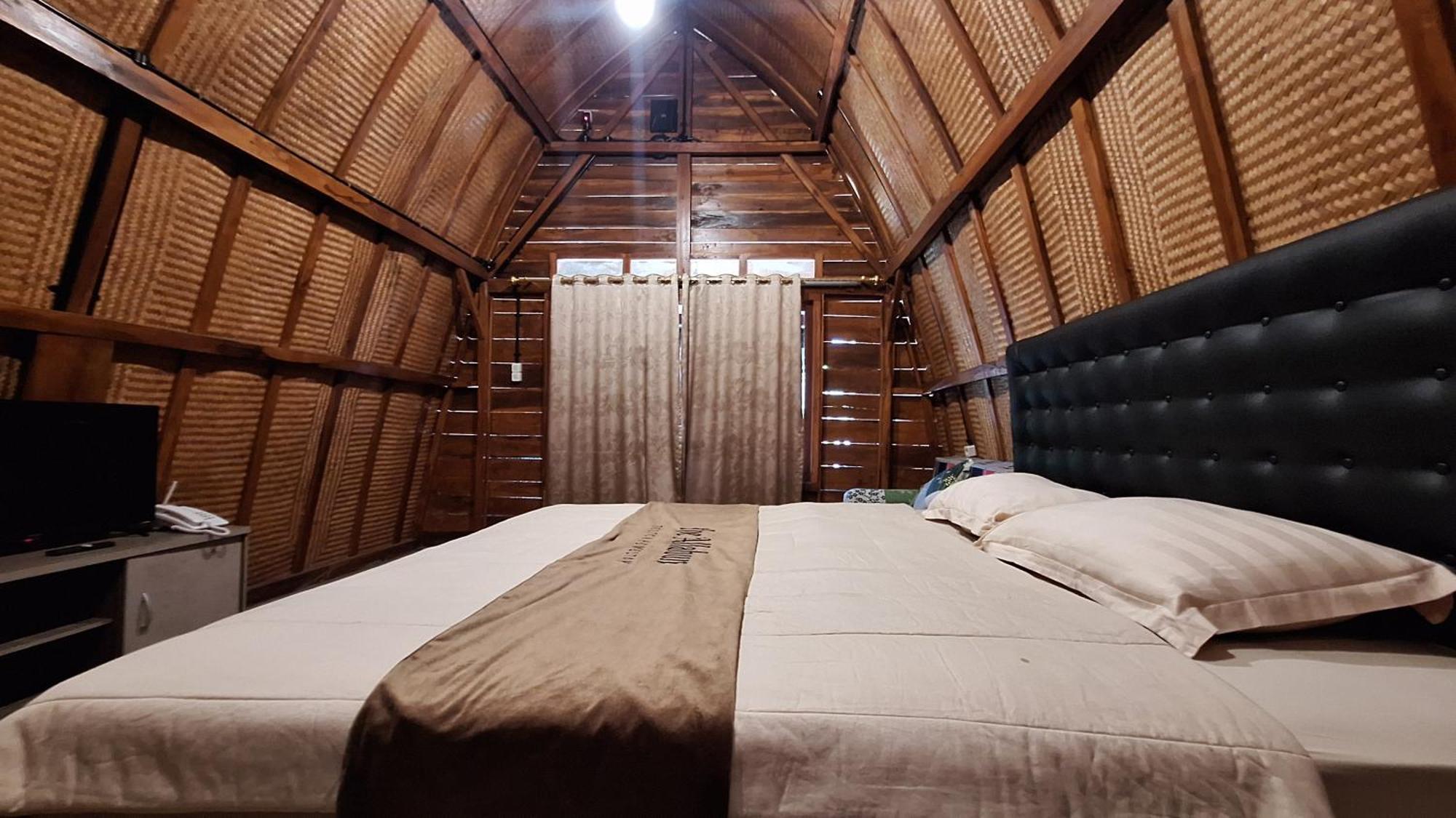The Allabun Glamping Yogyakarta カリウラン エクステリア 写真