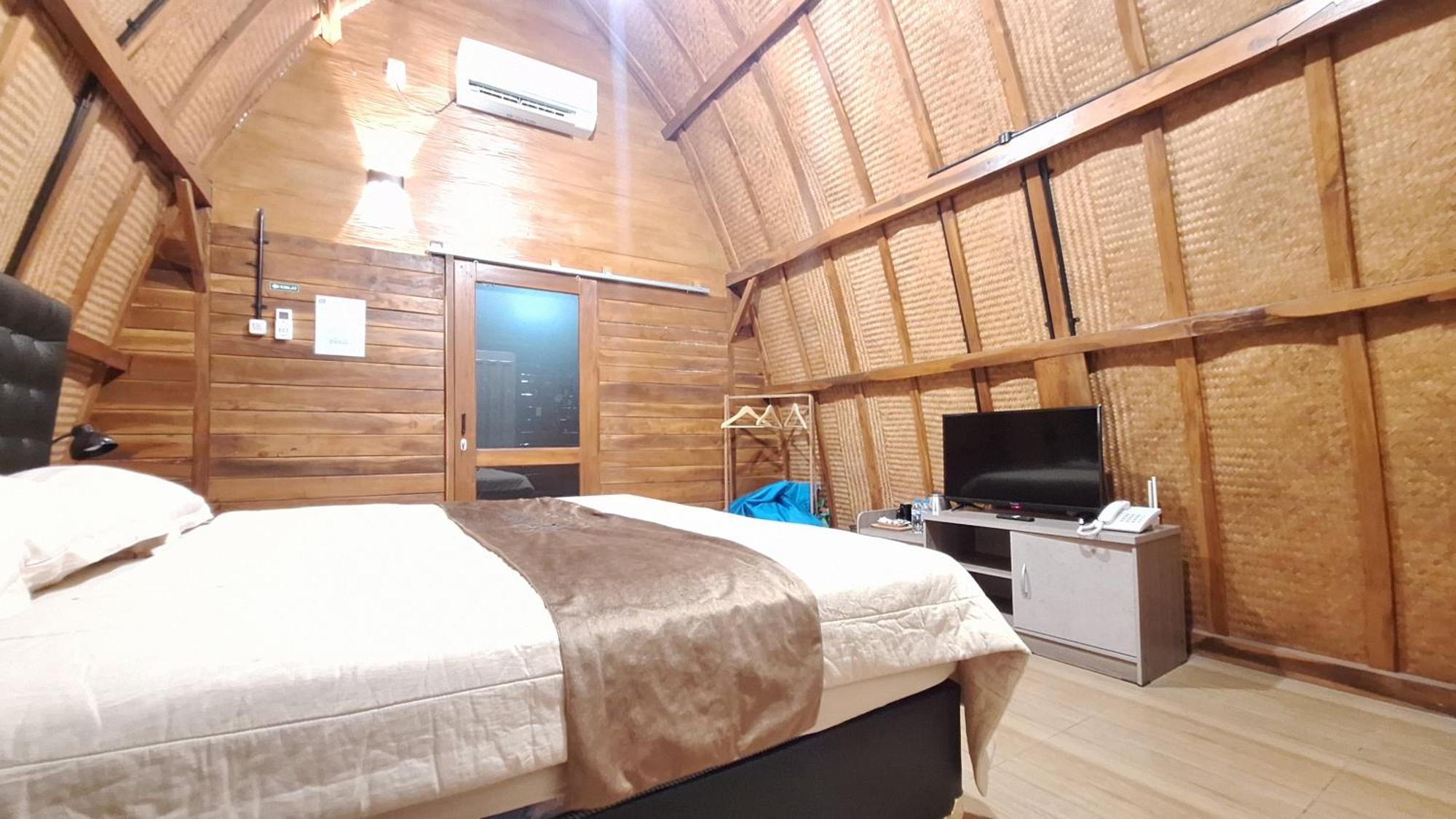The Allabun Glamping Yogyakarta カリウラン エクステリア 写真
