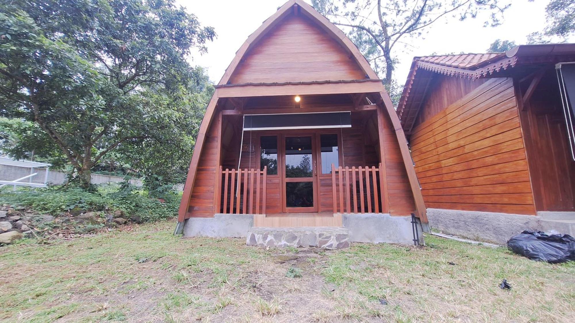The Allabun Glamping Yogyakarta カリウラン エクステリア 写真